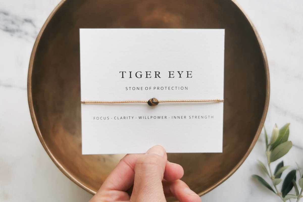 Think Happy Pure Tiger Eye Bracelet 2